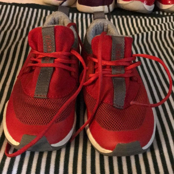 Zara - Picture 2 of 3